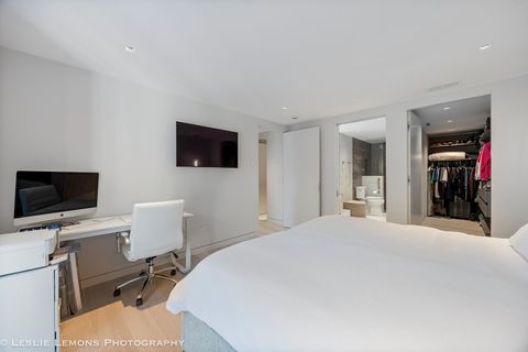 Tiny photo for 2 Oak Brook Club Drive #C303, Oak Brook, IL 60523 (MLS # 12599625)