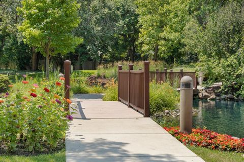 Tiny photo for 2 Oak Brook Club Drive #C303, Oak Brook, IL 60523 (MLS # 12599625)