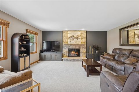 Tiny photo for 50 Erin Drive, Cary, IL 60013 (MLS # 12467243)