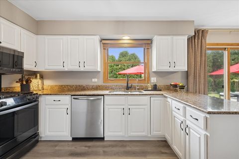 Tiny photo for 50 Erin Drive, Cary, IL 60013 (MLS # 12467243)