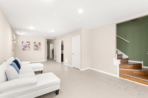 Tiny photo for 700 W 50th Street, Chicago, IL 60609 (MLS # 12565309)