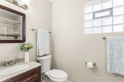 Tiny photo for 700 W 50th Street, Chicago, IL 60609 (MLS # 12565309)