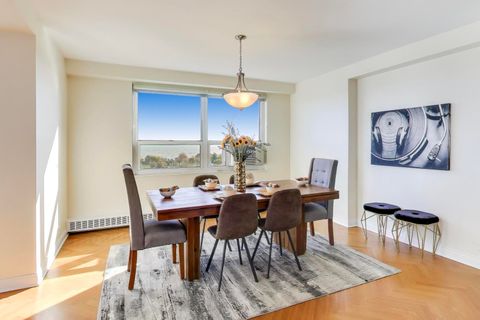 Tiny photo for 3180 N Lake Shore Drive #9H, Chicago, IL 60657 (MLS # 12503165)