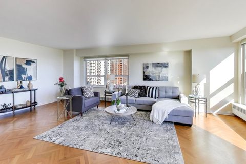 Tiny photo for 3180 N Lake Shore Drive #9H, Chicago, IL 60657 (MLS # 12503165)