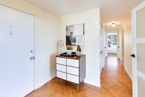 Tiny photo for 3180 N Lake Shore Drive #9H, Chicago, IL 60657 (MLS # 12503165)