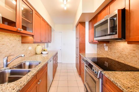 Tiny photo for 3180 N Lake Shore Drive #9H, Chicago, IL 60657 (MLS # 12503165)