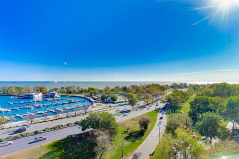 Tiny photo for 3180 N Lake Shore Drive #9H, Chicago, IL 60657 (MLS # 12503165)