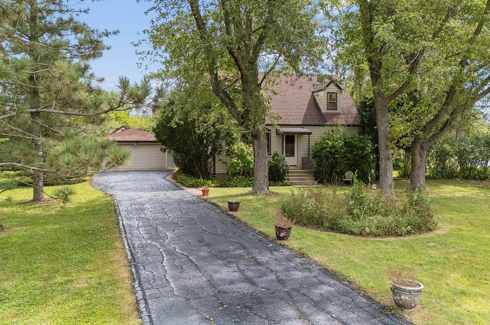 23227 Central Park Avenue