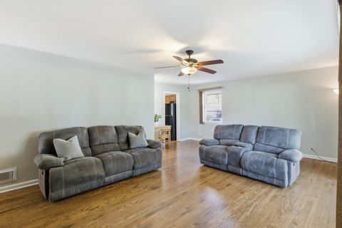 Tiny photo for 510 S Chase Avenue, Lombard, IL 60148 (MLS # 12522134)