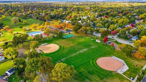 Tiny photo for 510 S Chase Avenue, Lombard, IL 60148 (MLS # 12522134)