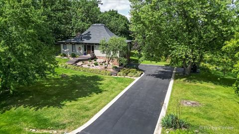 Tiny photo for 6111 Ridgeview Drive, Huntley, IL 60142 (MLS # 12443979)