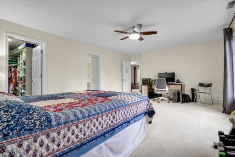 Tiny photo for 970 Ivy Lane #C, Deerfield, IL 60015 (MLS # 12442961)