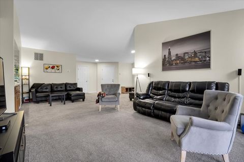Tiny photo for 970 Ivy Lane #C, Deerfield, IL 60015 (MLS # 12442961)