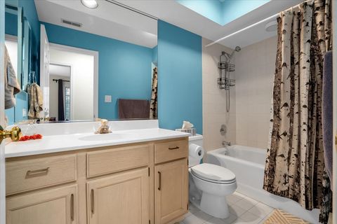Tiny photo for 970 Ivy Lane #C, Deerfield, IL 60015 (MLS # 12442961)