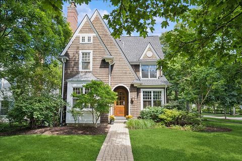 655 Bluff Street Glencoe IL 60022