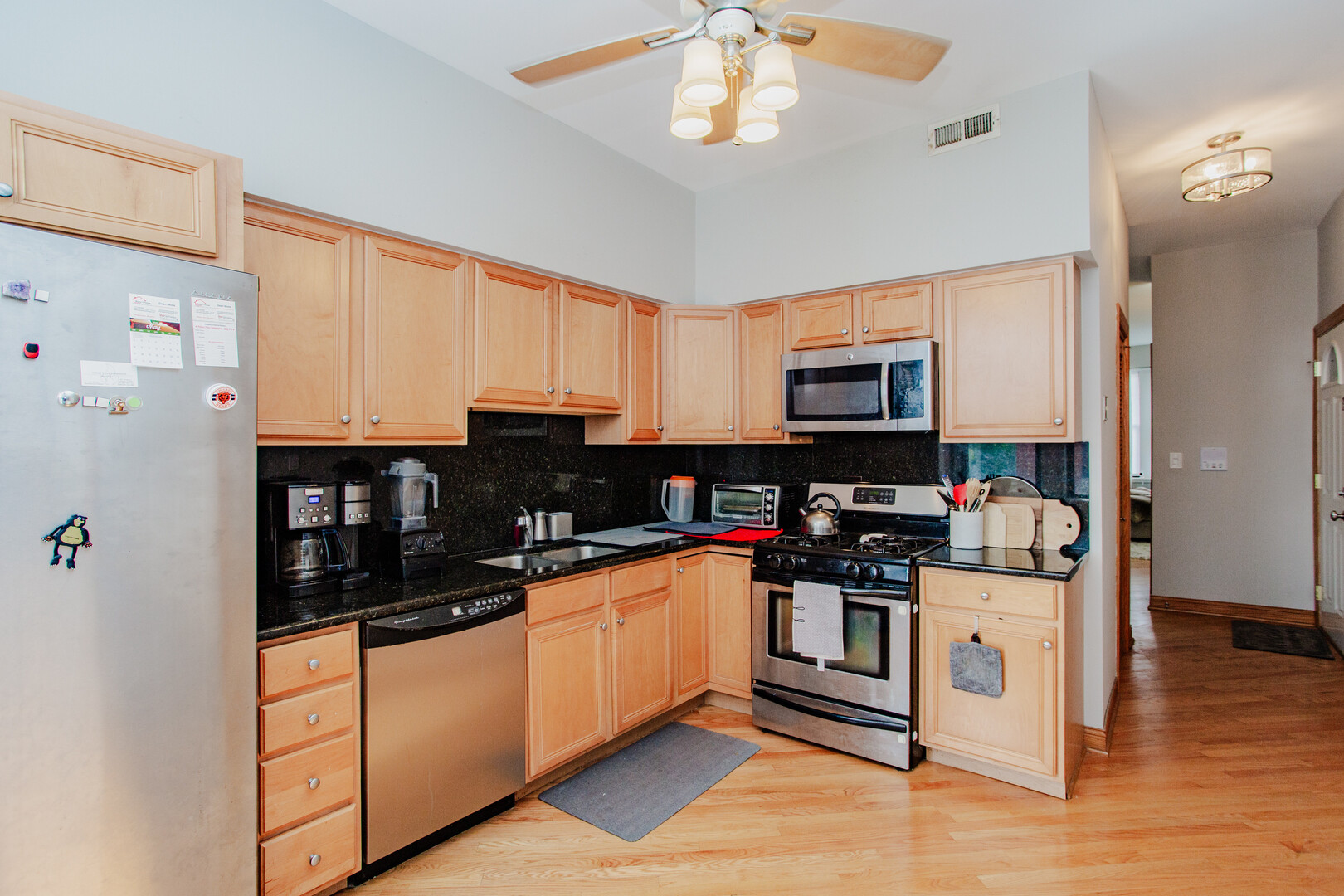 1001 N Campbell Avenue 3