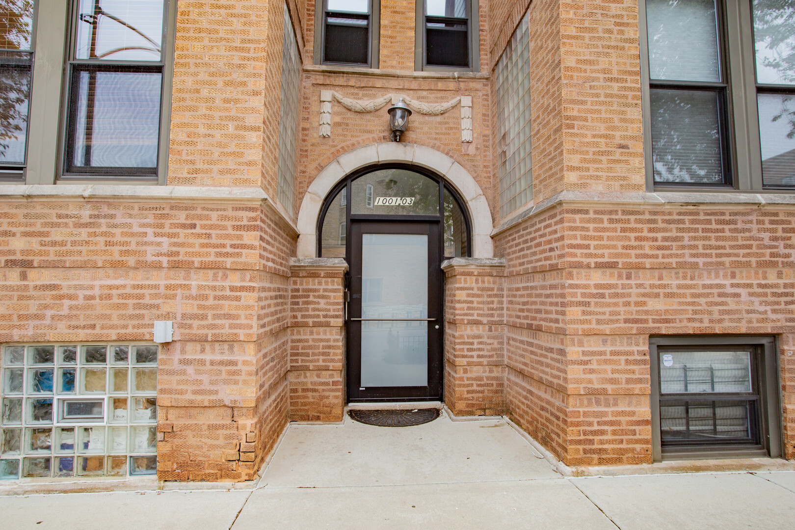 1001 N Campbell Avenue 3