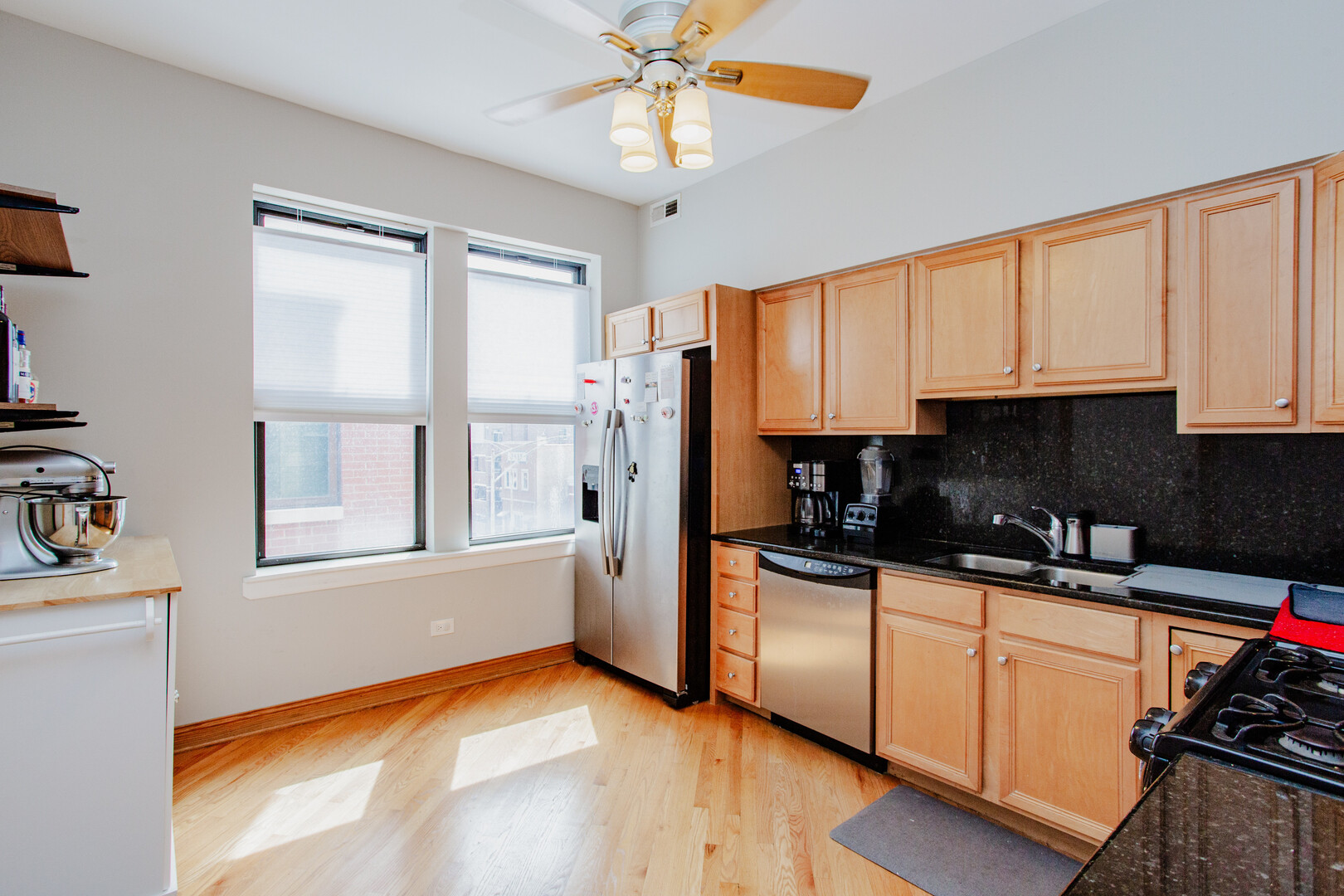 1001 N Campbell Avenue 3