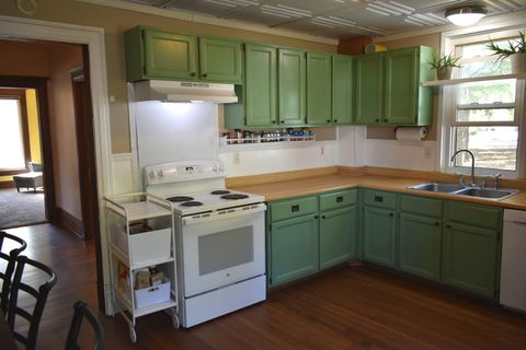 Tiny photo for 112 W 3rd Street, Gridley, IL 61744 (MLS # 12490362)