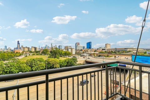 Tiny photo for 2545 S Dearborn Street #533, Chicago, IL 60616 (MLS # 12760133)