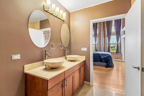 Tiny photo for 2545 S Dearborn Street #533, Chicago, IL 60616 (MLS # 12760133)