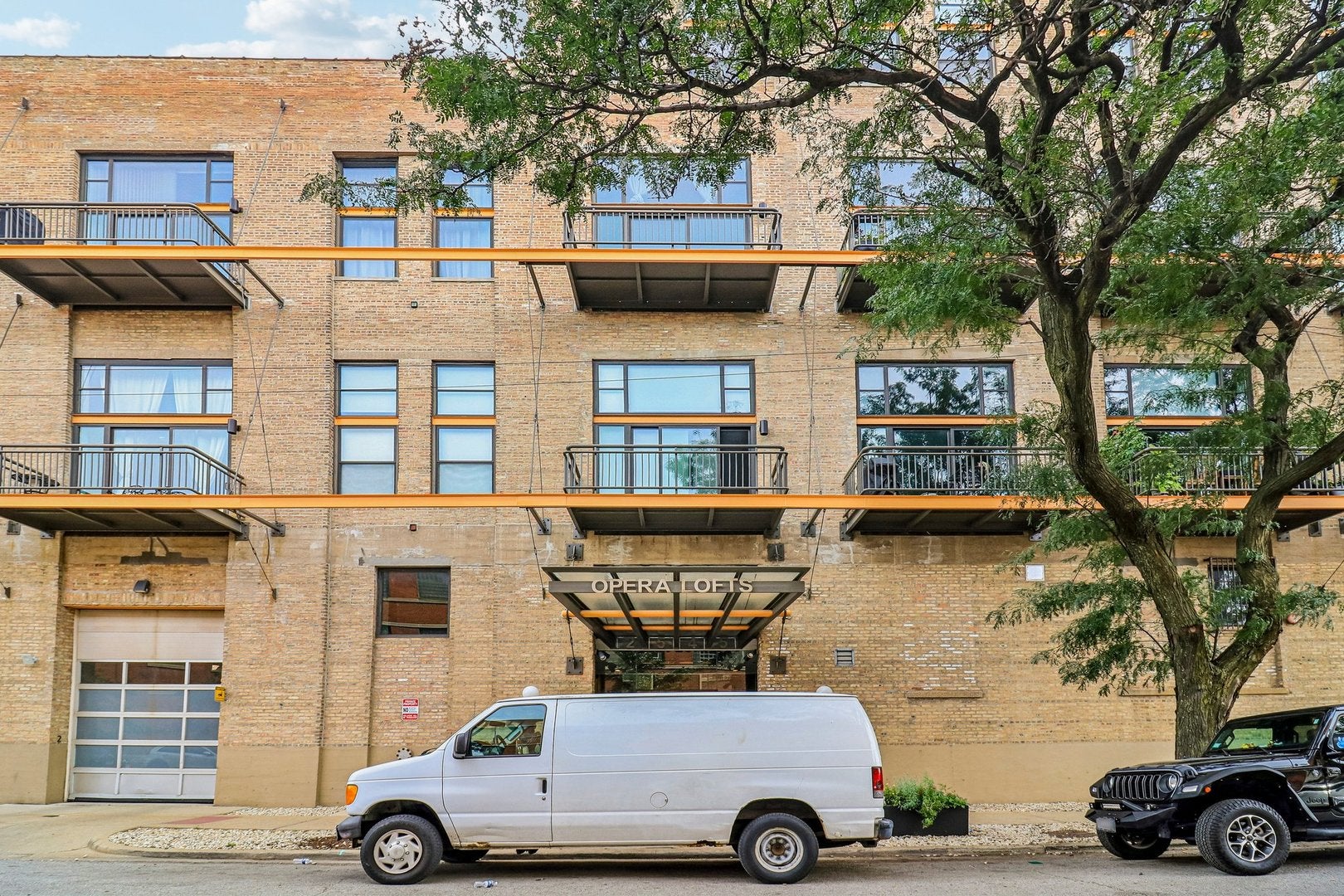 2545 S Dearborn Street 533