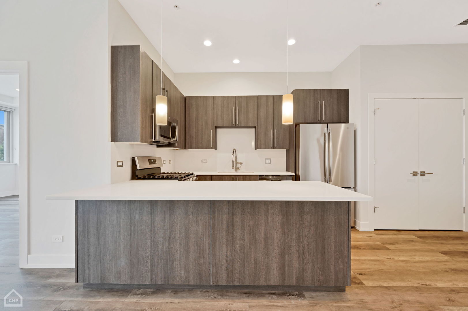 1957 N Fairfield Avenue 3O