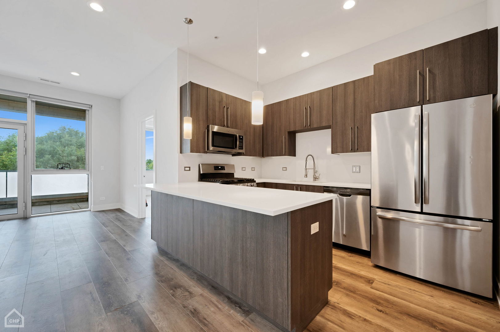 1957 N Fairfield Avenue 3O