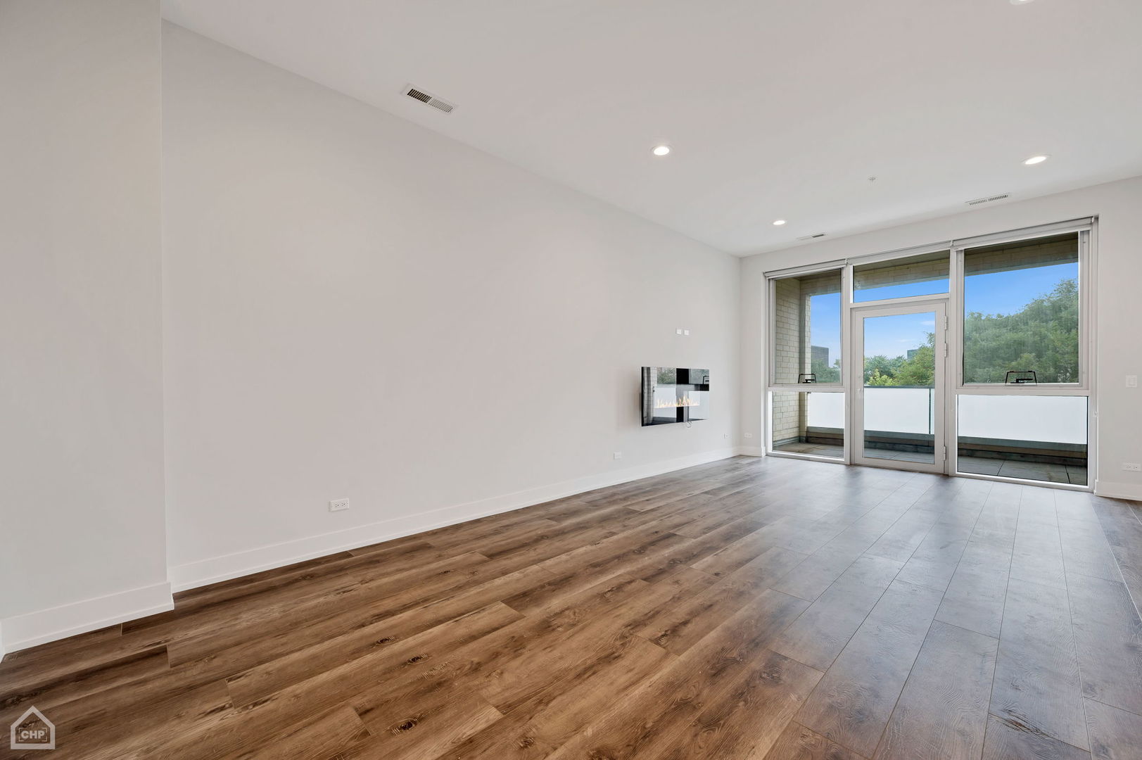 1957 N Fairfield Avenue 3O