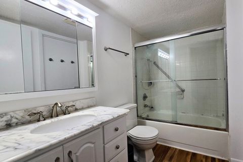 Tiny photo for 690 Chandler Road #305, Gurnee, IL 60031 (MLS # 12482447)