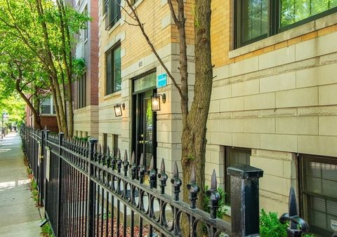 905 W Lawrence Avenue 3E Chicago IL 60640