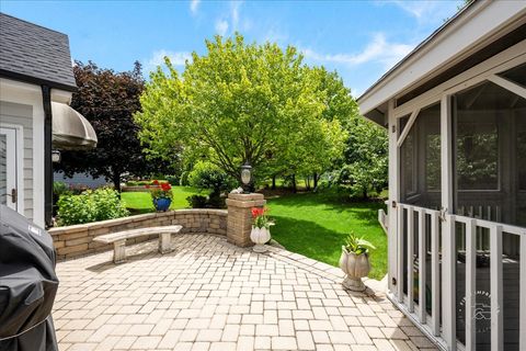 Tiny photo for 4101 St Andrews Court, St. Charles, IL 60174 (MLS # 12403320)