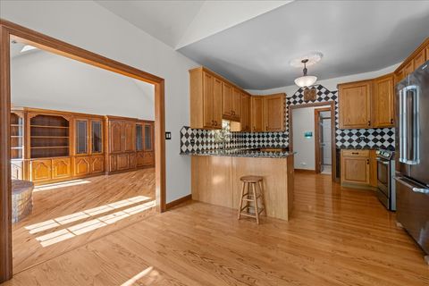 Tiny photo for 4101 St Andrews Court, St. Charles, IL 60174 (MLS # 12403320)