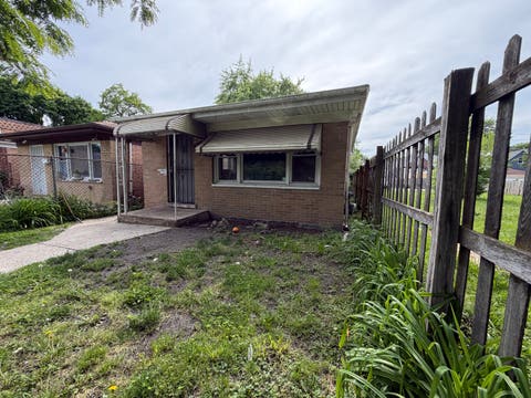Tiny photo for 5652 S Aberdeen Street, Chicago, IL 60621 (MLS # 12659781)