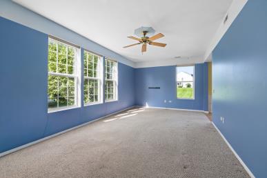 3323 Bromley Lane 3323