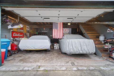 Tiny photo for 219 W Bennett Street, Pontiac, IL 61764 (MLS # 12332966)