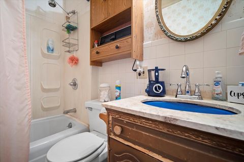 Tiny photo for 219 W Bennett Street, Pontiac, IL 61764 (MLS # 12332966)