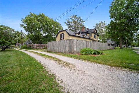Tiny photo for 219 W Bennett Street, Pontiac, IL 61764 (MLS # 12332966)