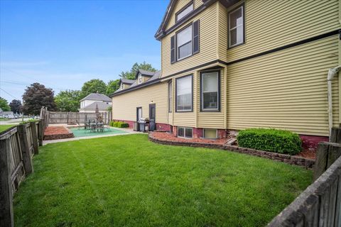 Tiny photo for 219 W Bennett Street, Pontiac, IL 61764 (MLS # 12332966)