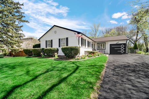 Tiny photo for 4359 Lincoln Avenue, Rolling Meadows, IL 60008 (MLS # 12268244)