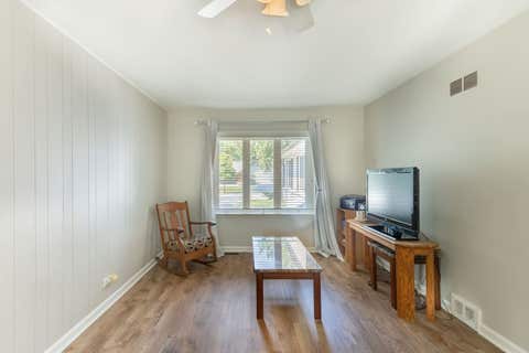Tiny photo for 4359 Lincoln Avenue, Rolling Meadows, IL 60008 (MLS # 12268244)