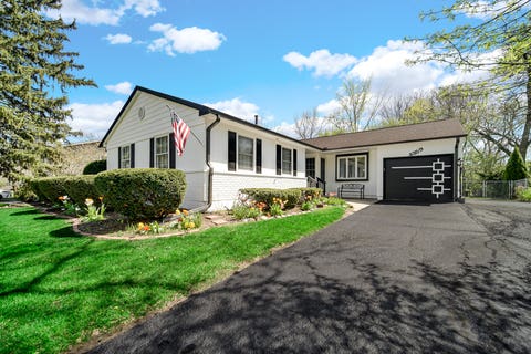 Tiny photo for 4359 Lincoln Avenue, Rolling Meadows, IL 60008 (MLS # 12268244)