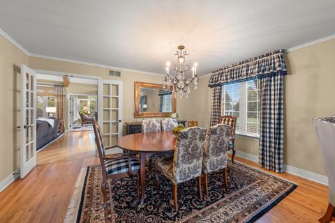 Tiny photo for 646 Highview Avenue, Glen Ellyn, IL 60137 (MLS # 12615052)