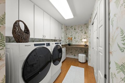 Tiny photo for 646 Highview Avenue, Glen Ellyn, IL 60137 (MLS # 12615052)