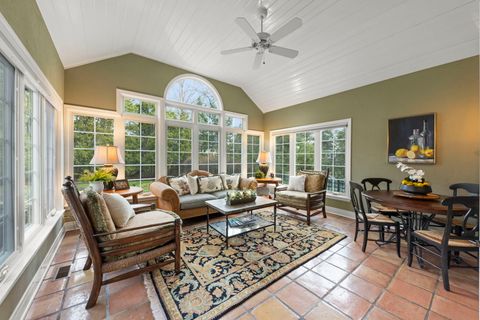 Tiny photo for 646 Highview Avenue, Glen Ellyn, IL 60137 (MLS # 12615052)