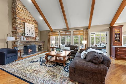 Tiny photo for 646 Highview Avenue, Glen Ellyn, IL 60137 (MLS # 12615052)