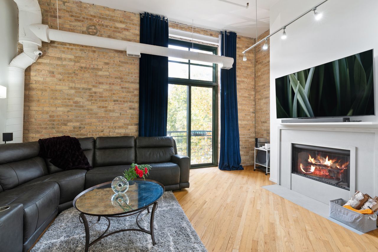 601 Linden Place 116