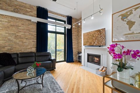 Tiny photo for 601 Linden Place #116, Evanston, IL 60202 (MLS # 12531433)
