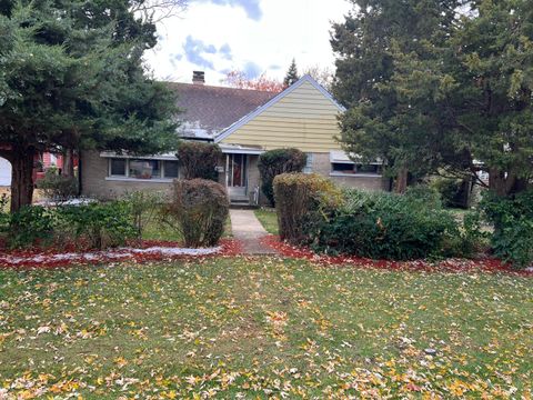 Photo of 9711 Mclean Avenue, Melrose Park, IL 60164 (MLS # 12515873)