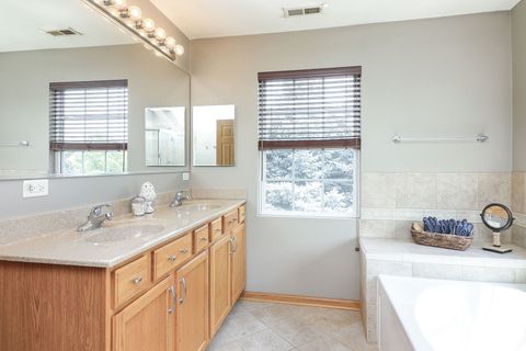 Tiny photo for 406 S Palmer Drive, Bolingbrook, IL 60490 (MLS # 12463319)